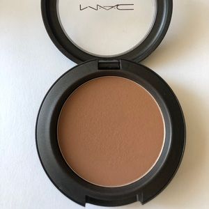 Authentic MAC Sheertone Blush Tantone